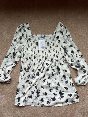 Women's Maternity Ivory Floral Smocked Square-Neck Top - Black Print
